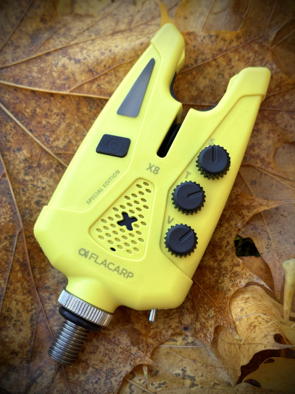 Signalizátor FLACARP X8 - speciální edice podzim 2025 Barva:: Žlutá