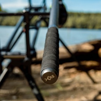 Prut Giants Fishing XRS200 3,60m 3,0lb 2+1 ZDARMA