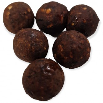 KS Fish Boosted boilies 150g 24mm frankfurtská klobása