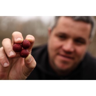 Boilies Karel Nikl Ready Gigantika Attractive 900g