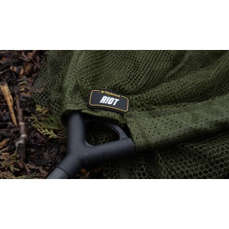 Kaprový podběrák Wychwood Riot 42“ 180cm Landing Net 2 Piece Handle