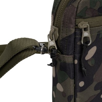 Taška Trakker NXC Camo Essentials Bag na příslušenství