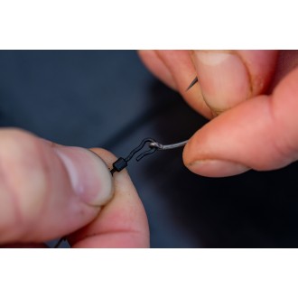 Obratlík Fox EDGES™ Kwik Change Mini Hook Swivel 10ks