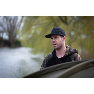 Kšiltovka Fox Black/Camo Flat Peak Snapback Cap