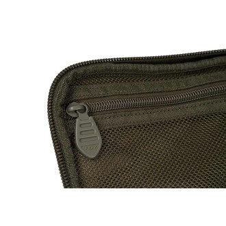 Fox Voyager® Medium Accessory Bag