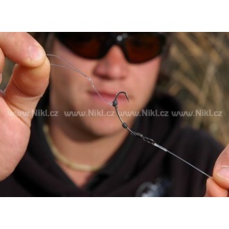 Montáž Carp ´R´ Us Stiff Link 360° - Oval Ring & 360° Swivel - 16,5cm 50lb 2ks