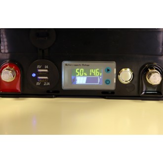 Lithiová baterie Mivardi M-CELL 12V 50Ah + 10A nabíječka