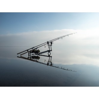 Stojan Giants Fishing Luxury Rod Pod 3 Rods