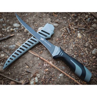 Filetovací nůž Giants Fishing 7 Fillet Knife with Sharpener