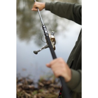 LK Baits kaprový prut Hunter Spod Rod 3,9m 5lbs