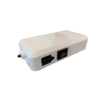 Okysličovač Sports AA BatterieUSB auto adaptér svorky