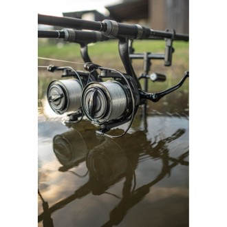 Naviják Giants Fishing XRS FD 9000 + černá cívka 10000 ZDARMA!