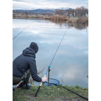 Prut Giants Fishing CLX MK2 Feeder 3,6m 90g + naviják Spark 4000FD