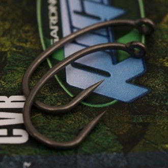 Háčky Gardner Curved Rigga Hooks (CVR) Barbless