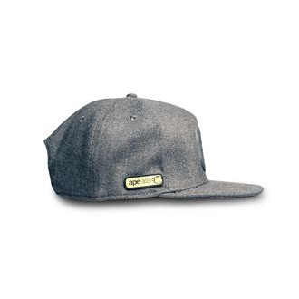Kšiltovka RidgeMonkey APEarel Dropback Snapback Grey