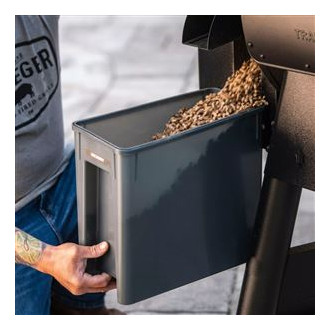 StayDry Pellet Bin and Lid