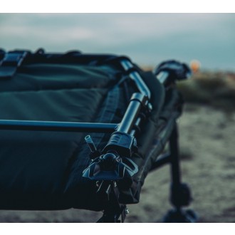Lehátko Giants Fishing Gaube XT Bedchair 8Leg