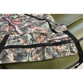 Překrytí špičky člunu s odkládacím prostorem