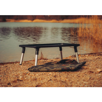 Sedačka Giants Fishing Chair XS-Light + stolek Gaube ZDARMA!