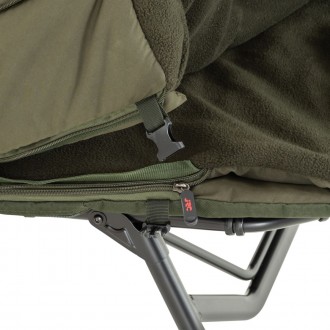 Lehátko se spacím pytlem JRC Extreme TX2 Sleep System Wide 8noh