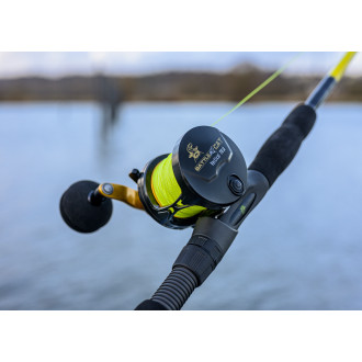 Battle Cat Vertical Model: 710 LH · BB: 7 · 345m/ 025mm · Drag F. 15kg / 33lbs