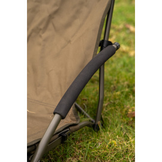 Revolve Low Chair