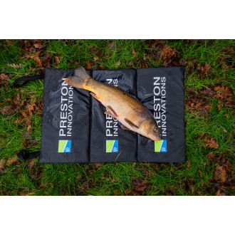 Fold Away Unhooking Mat