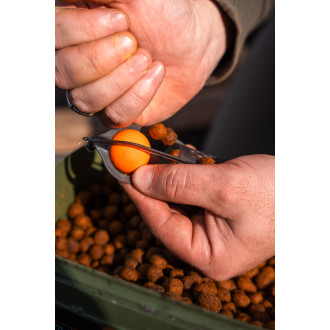 Surface Feeder Float