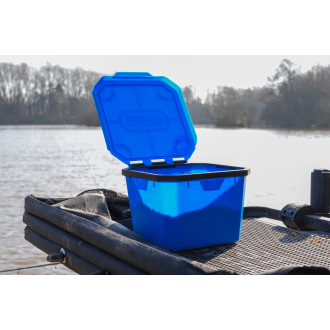 3 Pint Flip Lid Bait Tub