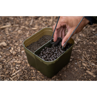 Divided Bait Tub 3pt/1.7l