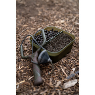 Divided Bait Tub 2pt/1.13l