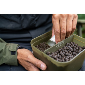 Divided Bait Tub 2pt/1.13l