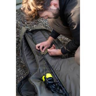RVS 10ft Retractable 3-Rod Bag