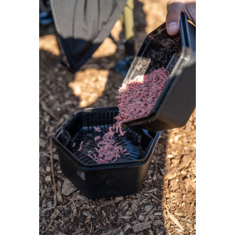 Secure-Lock Bait Box And Sieve 2L