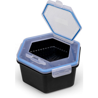 Secure-Lock Bait Box And Sieve 2L