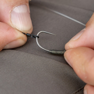 Outline Mirco Ringed Hookbait Swivel - Size 19
