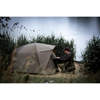Kšilt + přehoz Trakker Tempest Brolly 100 Skull Cap Wrap