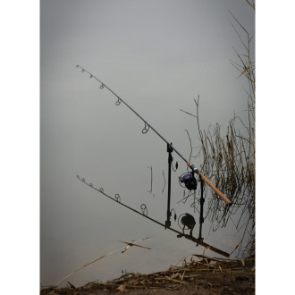 Zavrtávací tyč Giants Fishing Banksticks Powerdrill černá