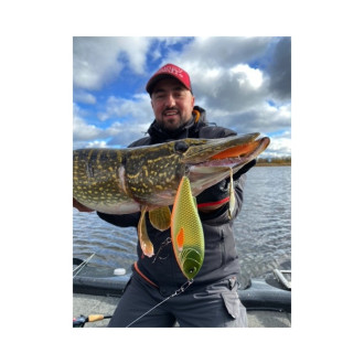 Lucky John wobler BBS Arrow Jerk 15S barva 030
