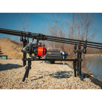 Vlasec Gardner Sure Cast Red