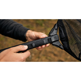Plovoucí podběrák s pogumovanou síťkou Giants Fishing Deluxe Rubber Float L 50x40cm