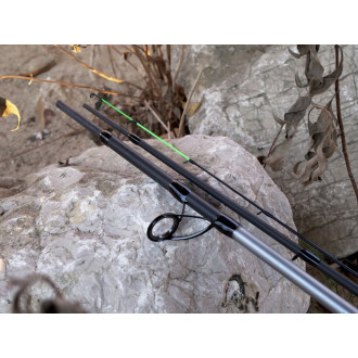 Prut Giants Fishing Deluxe Feeder MH 3,3m 100g + naviják GXF 3000FD