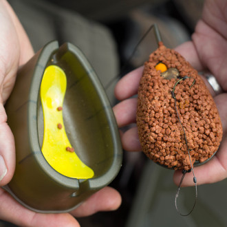 Krmítko Avid Carp Method Feeder Small