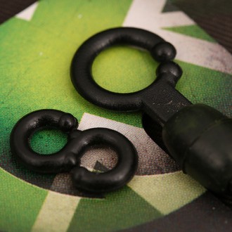 Zadní olovo Gardner Dumpy Back Leads Camo 28g 3ks