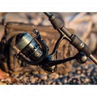 Naviják Giants Fishing Deluxe Reel FD 3000
