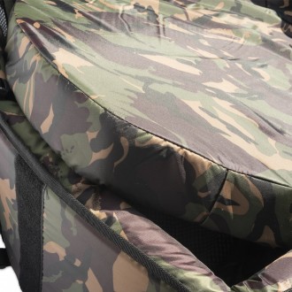 Podložka Giants Fishing Luxury Camo Unhooking Mat