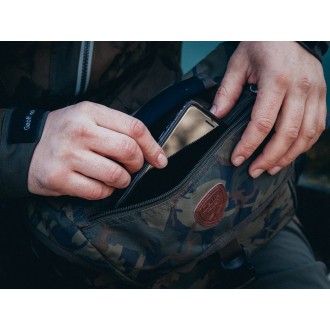 Vláčecí taška Giants Fishing Spinning Bag Deluxe