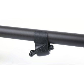 Klip na vlasec Fox Black Label Adjustable Rod Clip