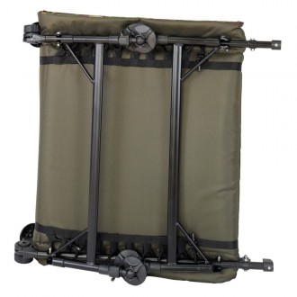 Lehátko Giants Fishing Bedchair Fleece Camo 6 Leg