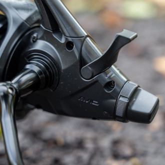 Naviják Avid Carp Revolve 8000 FS